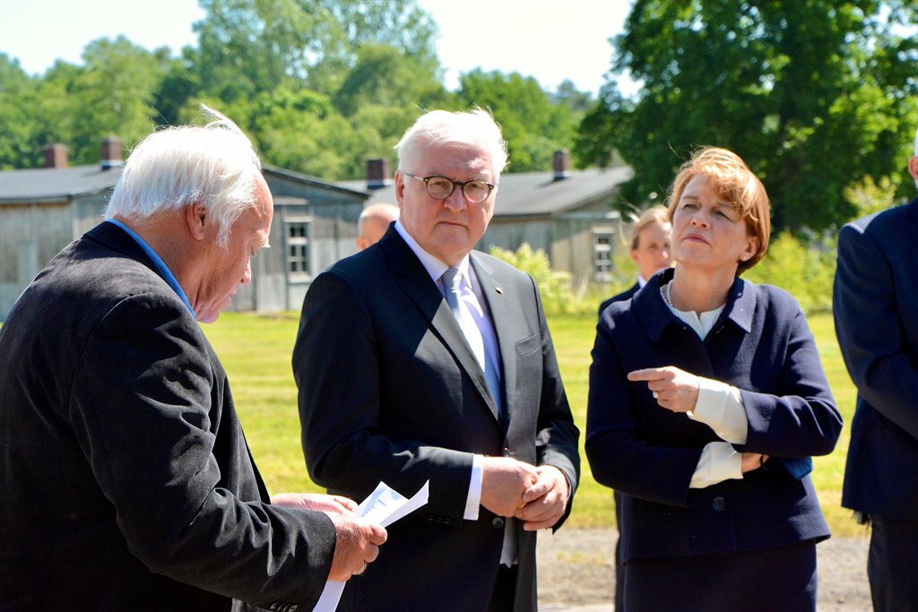 Es war das erste Mal in der Geschichte der Gedenkstätte, dass mit Frank-Walter Steinmeier ein Staaatsoberhaupt nach Sandbostel kam.