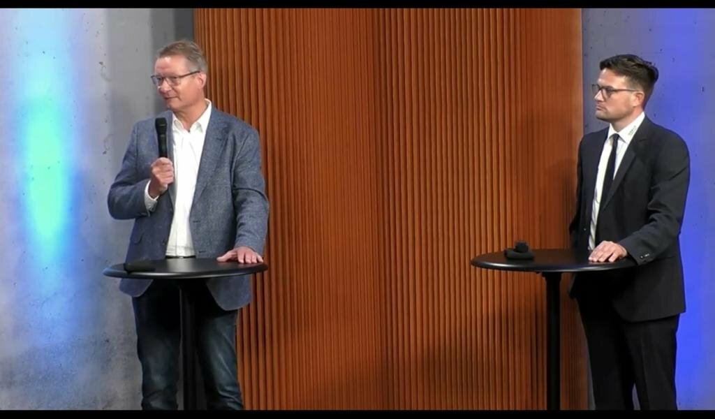 Fricke Geschäftsführer Heinz Gartelmann (links) und Hansa Landhandel Einkäufer und Händler Derk Pauls waren ebenfalls im Studio