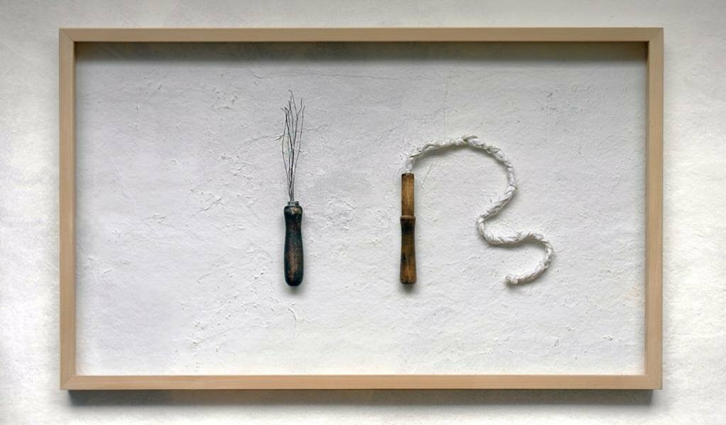 Eines der jüngeren Werke in der Ausstellung stammt aus dem Jahr 2018 und trägt den Titel „Bußwerkzeuge“. Foto: eb