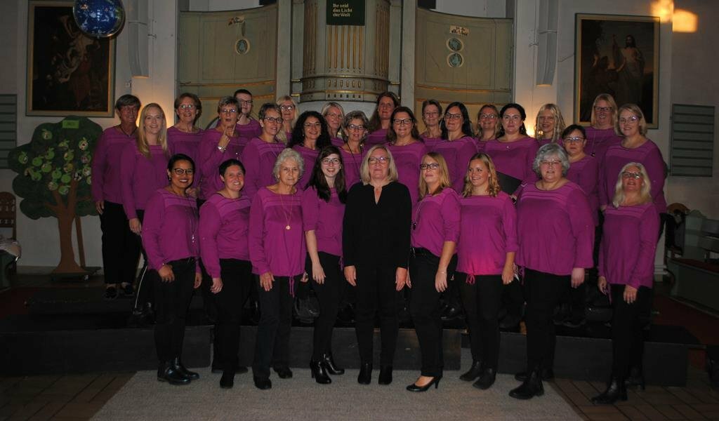 Die Gangolf-Stiftung hat den Frauenchor aus Gnarrenburg eingeladen.