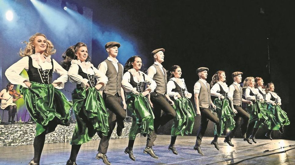 Mit ihrer Choreographie à la Riverdance begeistern die Danceperados das Publikum. Foto: eb