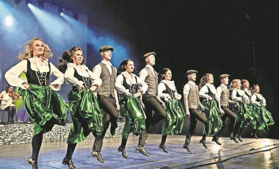 Mit ihrer Choreographie à la Riverdance begeistern die Danceperados das Publikum. Foto: eb