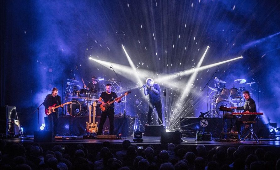 Ein Tribut auf Genesis - Die Band GENESES wird im kommenden Febraur die Fans der Genesis-Hits  begeistern. Karten gibt es bereits zu kaufen.  Foto: Fabian Piekert