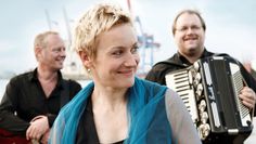 Das Hamburger Trio Hafennacht weckt mit seinen Liedern Emotionen. Foto: eb