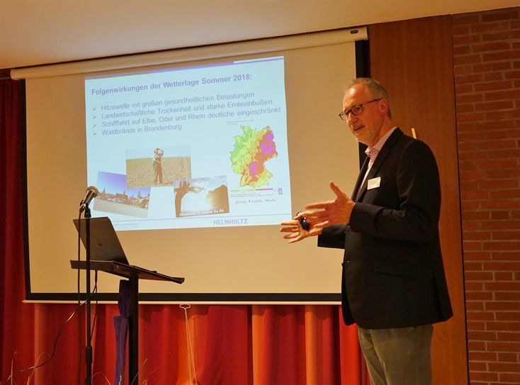 Das Thema geht uns alle an. Dr. Klaus Grosfeld referierte über globale Erderwärmung. Foto: khe