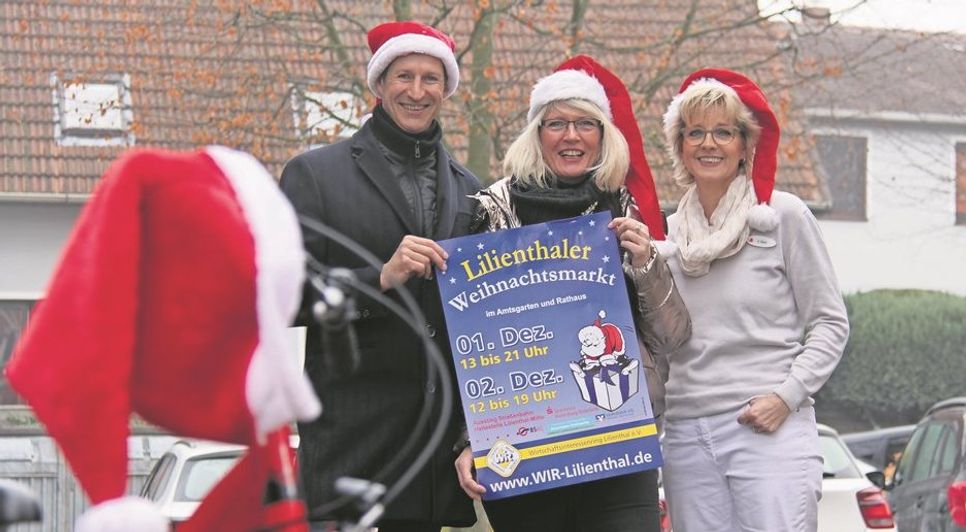 Freuen sich auf den 33. Weihnachtsmarkt: Sven Behrens, Anja Dähncke und Sandra Baad.  Foto: jm