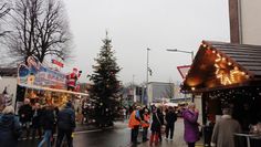 Auch der 38. Weihnachtsmarkt in Hambergen am ersten Adventswochenende war wieder gut besucht. Neben dem Rahmenprogramm gab es auch zahlreiche kulinarische Angebote.  Foto: mf