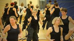 Fitness-Dance ist eine Mischung aus Fitness, Aerobic und Tanz.  Foto: eb