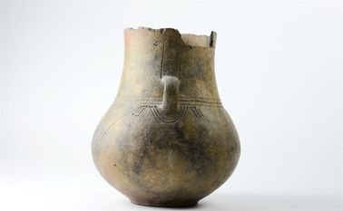 Die Gesichtsurne aus Basdahl stammt aus der frühen Eisenzeit. Woher sie ihren Namen hat, erfahren die Besucher in der öffentlichen Führung. Foto: Bachmann-Museum Bremervörde