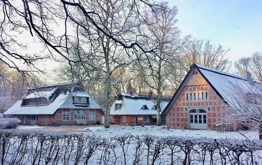 Vor der schönen Kulisse Worpswedes bietet der Gästeführer Worpswede - Teufelsmoor Programm.  Foto: eb