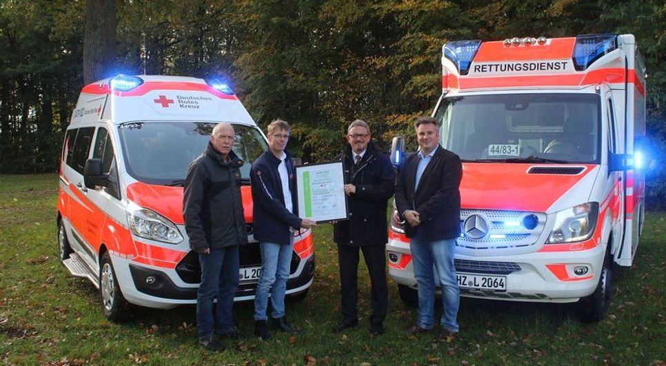 Rettungsdienstleiter Volker Leopold, Qualitätsmanagementbeauftragter Gerit Beckmann, Landrat Bernd Lütjen und Geschäftsführer des DRK-Kreisverbands, Patrick Grotheer, (v.l.n.r.).  Foto: eb
