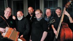 An Rinn spielen irisch-schottische Folkmusik. Foto: Privat