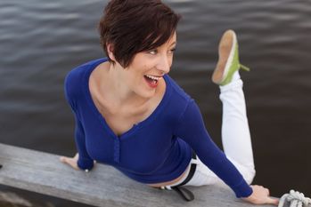 Annie Heger und ihrer Band „Triplepack“ aus Bremen-Nord sind mit ihrem flotten Bühnenprogramm zu Gast in Platjenwerbe. Foto: eb