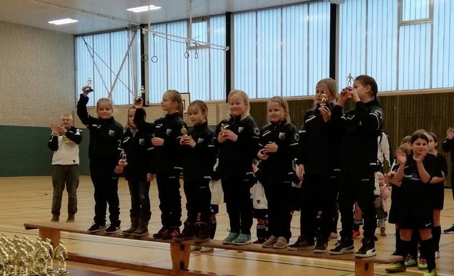 Insgesamt 38 Mannschaften aus Bremen und den Landkreisen Osterholz, Rotenburg und Cuxhaven waren angetreten, um sich in ihren jeweiligen Jahrgängen untereinander zu messen. Foto: eb