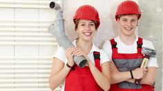 Trotz voller Auftragsbücher in den Betrieben fehlen Fachkräfte. Dabei gibt es gerade im Handwerk mit dem richtigen Know-how gute Karrieremöglichkeiten.  Foto: Fotolia/Karin&amp;Uew Annas