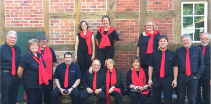Der Chor Kontrapunkte aus Osterholz-Scharmbeck lädt Interessierte ein, mitzusingen und Freude an Musik zu haben. Foto: eb