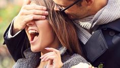 Bei einem romantischen Kurzurlaub können frisch Verliebte ihre junge Beziehung beflügeln.  Foto: urlaubsbox/shutterstock