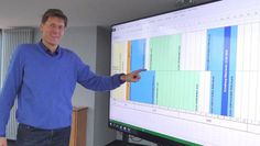 Heeger erläutert den Zeitplan zur Gasumstellung in Osterholz-Scharmbeck-Nord. Bis Juni 2021 soll die Geräteanpassung abgeschlossen sein.  Foto: hc