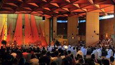 Während der Jugendfreizeit in Taizé, Frankreich, ist auch der Besuch eines Klosters vorgesehen. 
 Foto: eb