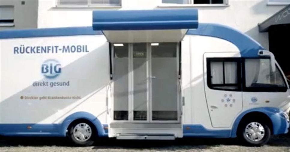Zum Fitnesstag reist auch das Rückenfit-Mobil der BIG an und führt Messungen zur Rückengesundheit durch. Foto: eb