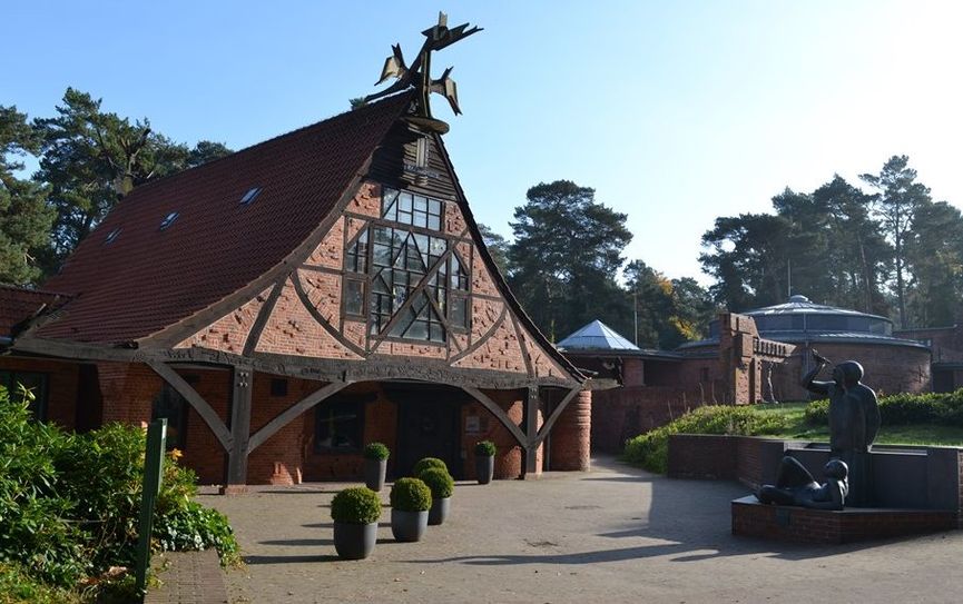 Während es im vergangenen Jahr um Menschen ging, die Worpsweder Geschichte schrieben, wird es dieses Mal um die Bauten im Künstlerdorf gehen.  Foto: Kathrin Widhalm