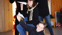 Das Jugendtheaterprojekt Eskapade spielt im März “Wir sind kleine Prinzen”. Mit dabei sind Mika Endemann (vorne), Luis Begerow (zweite Reihe), dahinter in der Mitte Julia Peters und daneben Jana Thorenz, hinten links Knut-Alexander Höhn und Nils Höhn. Amelie Nobel ist ebenfalls Darstellerin im Theater Eskapade (fehlt auf dem Foto).  Foto: mr