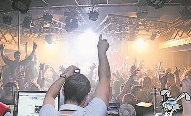 Am 9. märz darf die Generation Ü30 plus das Tanzbein bei Haase schwingen und ausgiebig feiern.