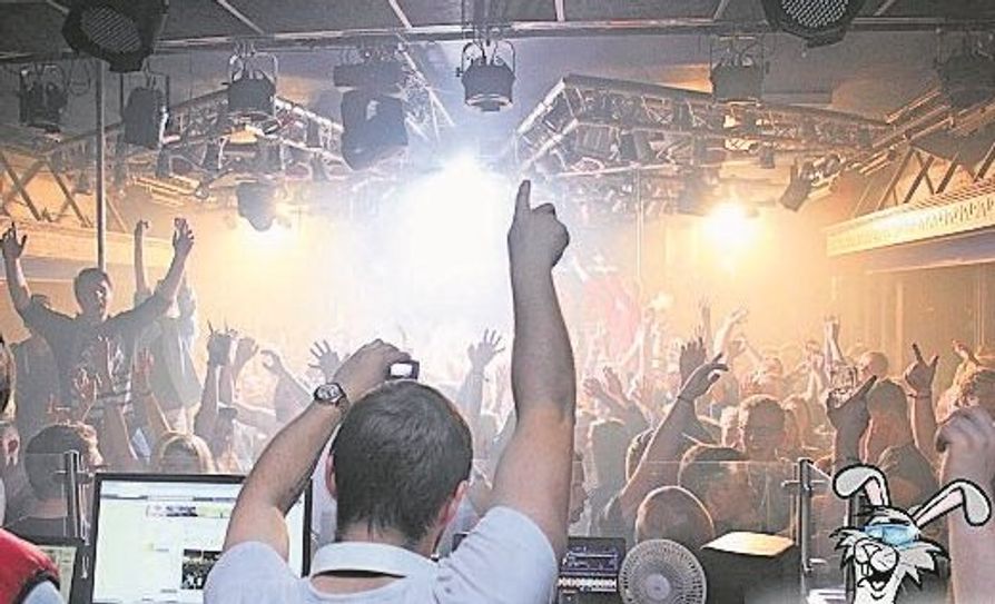 Am 9. märz darf die Generation Ü30 plus das Tanzbein bei Haase schwingen und ausgiebig feiern.