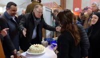 Ministerpräsident Stephan Weil (SPD) besucht den Beverstedter RegioMarkt. Fotos: khe