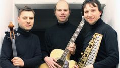 In ihrem aktuellen Programm widmen sich „Songs ohne Strom“ den ABBA-Hits unplugged. Foto: eb