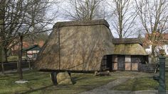 Spannende Geschichten rund ums Moor bei Worpswede gibt es im Heimathaus zu hören.  Foto: eb