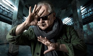 Seit fast 40 Jahren im Business auf den Bühnen der Welt: Heinz Rudolf Kunze ist persönlicher denn je in seinem Soloprogramm „Wie der Name schon sagt“ und ist am 7. 11. in Ritterhude zu Gast. Foto: eb