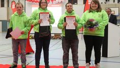 Das Bild zeigt v. li.: Hanno Köhler,  Julia Sophie, Carl Hoffmeyer und die Trainerin Alina Rogall. Foto: eb