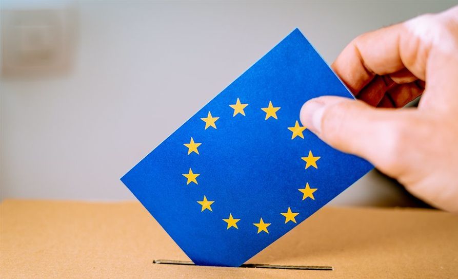 Am 26. Mai bittet das europäische Parlament zur Urne. Die Wahlbenachrichtigungskarten werden im Landkreis Osterholz in den nächsten Tagen verschicht.   Foto: Adobestock/tanaonte