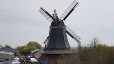 An der Aschwardener Mühle wird es auch 2019 wieder einige schöne Veranstaltungen geben. Das hübsche Mühlencafé öffnet ab 5. Mai die Türen und lädt zu Kuchen und zum Verweilen ein.  Foto: eb