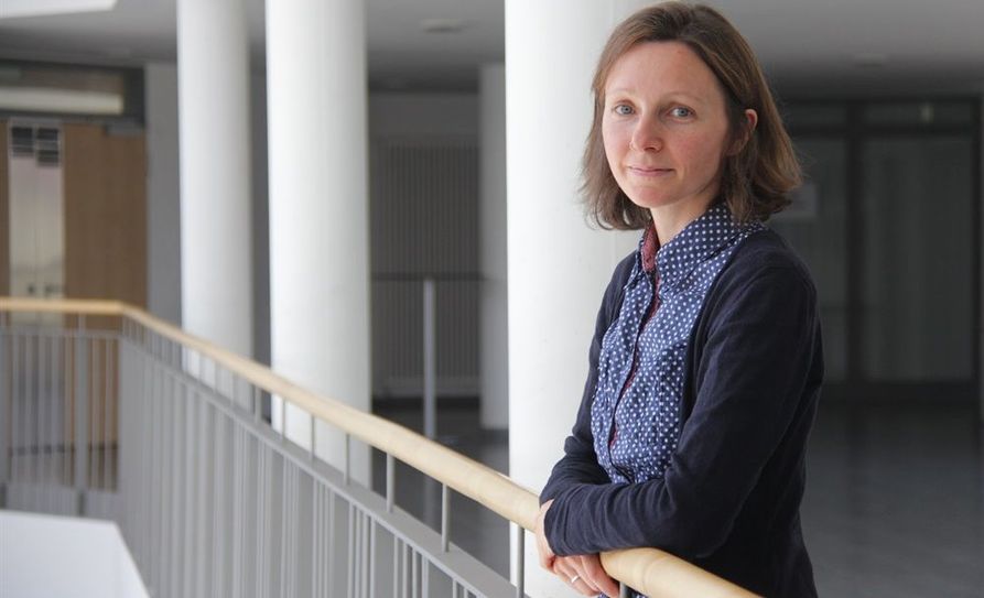 Stefanie Bourai-Touré ist seit April die neue Leiterin der städtischen Jugendarbeit und freut sich auf ihre neuen Aufgaben.  Foto: jm