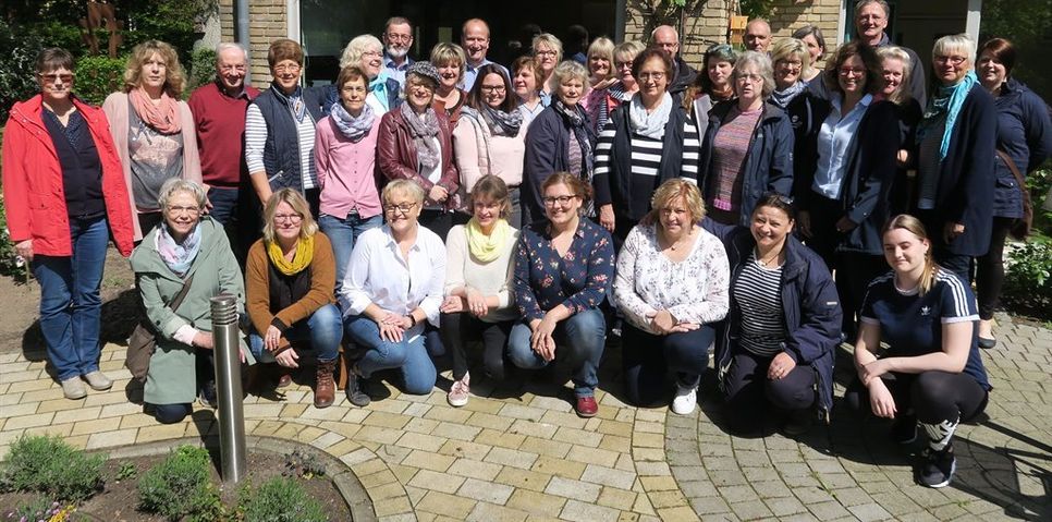 Viele Mitarbeiter und Ehrenamtliche feierten das fünfjährige Bestehen des Hospiz in Bremervörde.
 Foto: eb