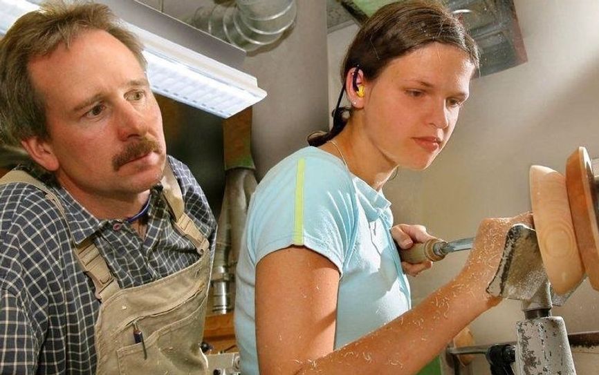 Erstmalig gibt es handwerkliche Mitmach-Angebote für Kinder, Jugendliche, Erwachsene und Spiele für Groß und Klein. Foto: Archiv Handwerkermuseum JRP 05.19