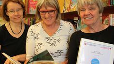 Die Freude ist groß in der schatulle. Zum sechsten Mal in Folge wurde die Buchhandlung der Kreisstadt in Hannover als „Prädikatsbuchhandlung“ ausgezeichnet.  Foto: jgir