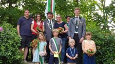 Hinter den Ebersdorfern liegt ein erfolgreiches Schützenfestwochenende. Mit viel Spaß und tollen Schießwettbewerben wurde die neue Königsfamilie ermittelt. Ab sofort regieren in Ebersdorf: Königin Catharina Nöppert; König Jörg Schröder; Jugendkönig Jannek Heinbockel; Kinderkönig Matheo Nöppert; Kinderkönigin Olivia Kuriata; Prinzessin Felina Wintjen und Prinz Mathes Kästner.
 Foto: eb