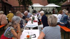 Frühstück mit Jazzmusik. 
 Foto: eb