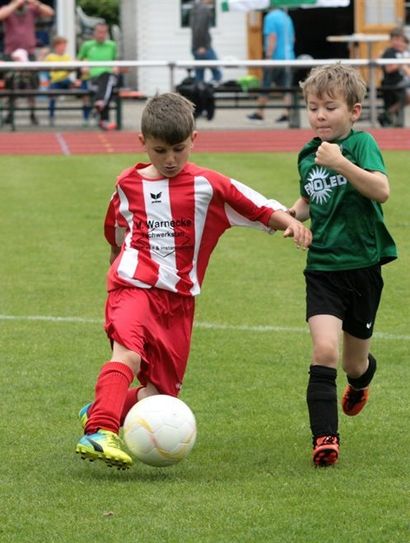 Kleine Kicker beim Marktkauf-Cup.  Foto: eb