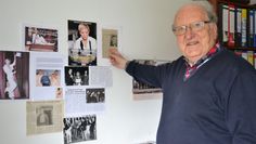Peter Schwalbes Büro ist voll mit Ordnern und Dias. An der Wand hängen Erinnerungen älterer und jüngerer Veranstaltungen.  Foto: ui