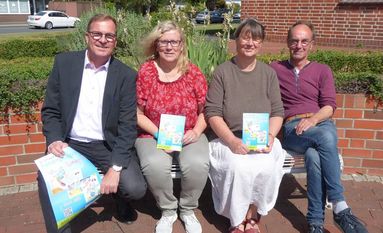 Jörg Heine, Bärbel Gramberg, Ilka Dilba und Peter Jeschke (v.li.) haben ein umfangreiches Ferienprogramm 2019 organisiert.  Foto: hc
