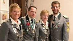 Vicekönigin Michaela Anders, Vicekönig Arne Latza, Königin Conny Ziffer, König Holm Wüstenberg (v.l.) freuen sich auf ein schönes Schützenfest. Foto: eb