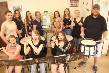 Die Jugendabteilung des Spielmannszug Ackermann möchte eine spezielle Gruppe zur musikalischen Früherziehung ins Leben rufen. Am Dienstag, 2. Juli, um 18 Uhr laden sie zu einem Elternabend ein, bei dem die Kids natürlich nicht fehlen sollten.  Foto: im