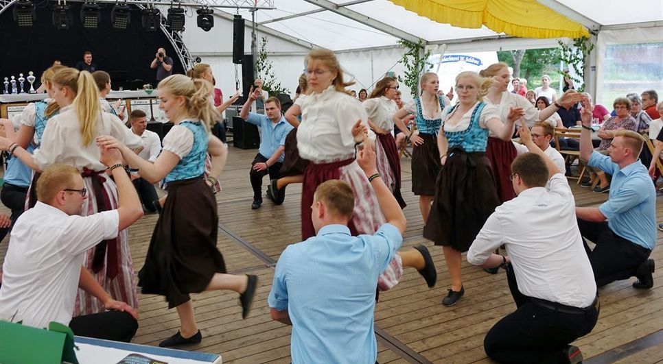 Mit ihrem Longdance gewannen die Kiwis den Wanderpokal.  Foto: khe