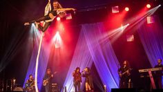 Mitreißend, spektakulär, einzigartig – So ist es, wenn die legendärsten Hits  er Rockgeschichte mit atemberaubender Artistik verschmelzen. Foto: eb