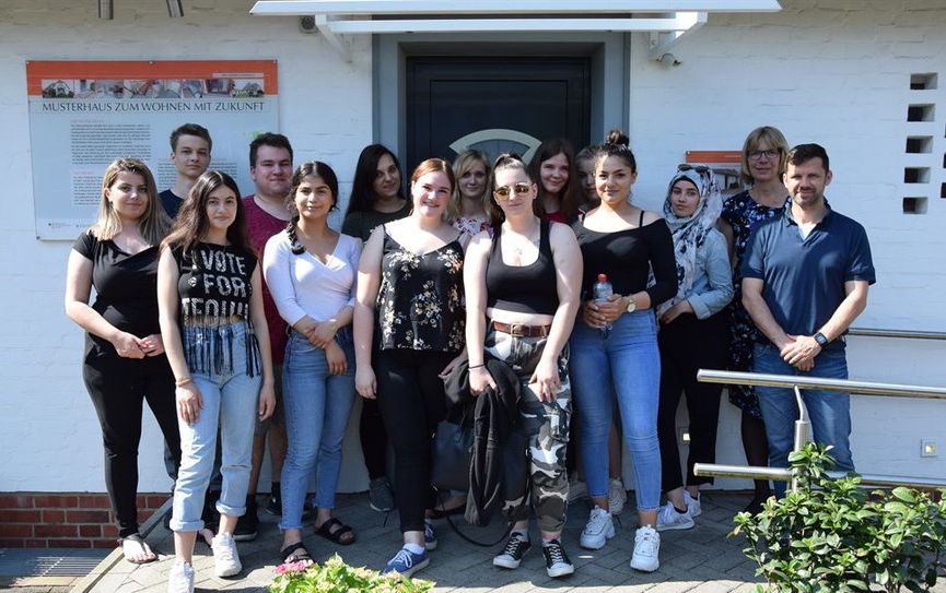 Das Musterhaus zum Wohnen im Alter berät ältere Menschen aus dem Landkreis Osterholz und der Umgebung, ihre Angehörigen und alle Interessierten zum al-tersgerechten Wohnen. Foto: eb