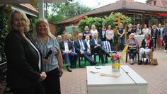 Die Kitaleiterin Adelheid Pohl und die stellvertretende Leiterin Anke Noetzel konnten zum Festakt zahlreiche Gäste und Ehrengäste begrüßen.  Foto: im